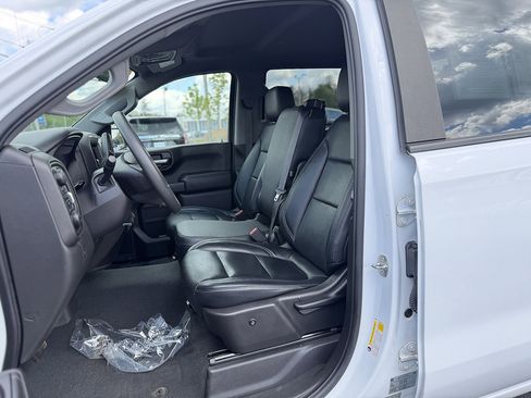 Used 2021 Chevrolet Silverado 1500 Custom w/ LPO, Dark Essentials Package AWD/4WD image 11