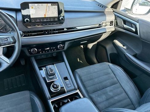 Used 2024 Mitsubishi Outlander SE image 23