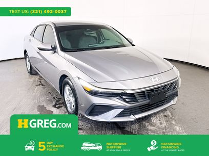 Used 2024 Hyundai Elantra SE