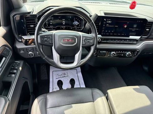 Used 2022 GMC Sierra 1500 SLT w/ Max Trailering Package AWD/4WD image 14