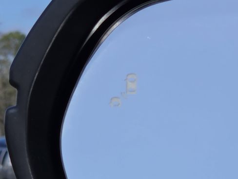 Used 2021 Honda CR-V EX-L image 9