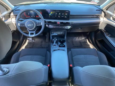 Used 2025 Kia K5 LXS image 10