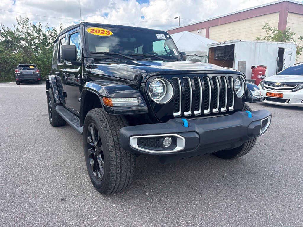 Used 2023 Jeep Wrangler Unlimited Sahara w/ Cold Weather Group AWD/4WD image 1