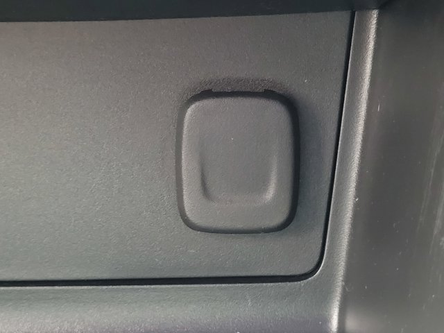 Used 2018 Chevrolet Colorado ZR2 AWD/4WD image 16