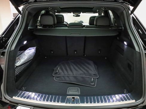 Certified 2026 Porsche Cayenne image 28