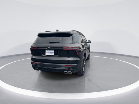 Certified 2024 Chevrolet Traverse LT w/ Enhanced Driving Package image 8