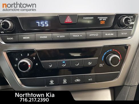Used 2017 Hyundai Sonata SE FWD image 11