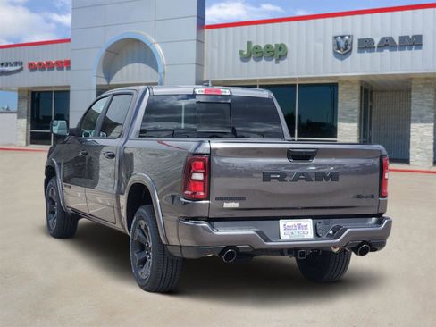 New 2026 RAM 1500 4x4 Crew Cab image 4