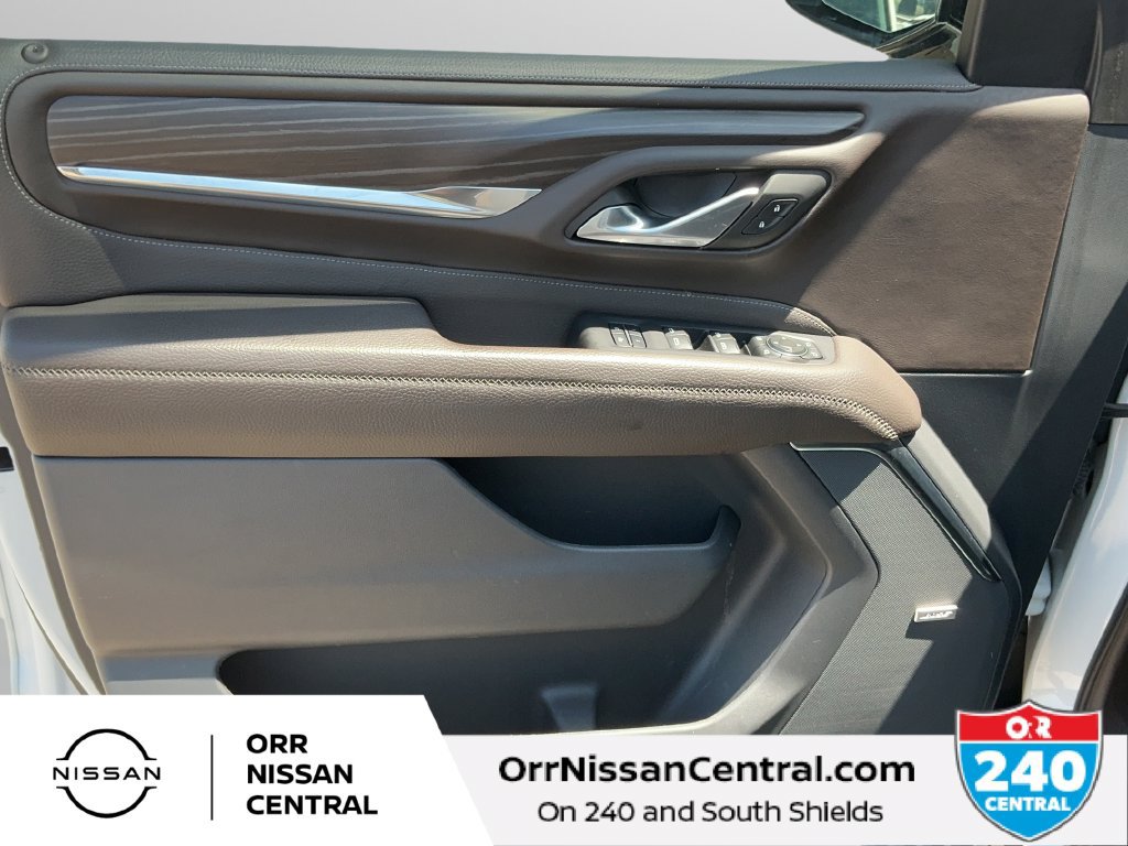 Used 2023 GMC Yukon XL Denali AWD/4WD image 18