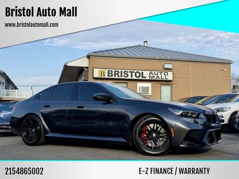 Used 2026 BMW M5 w/ Carbon Package AWD/4WD image 1