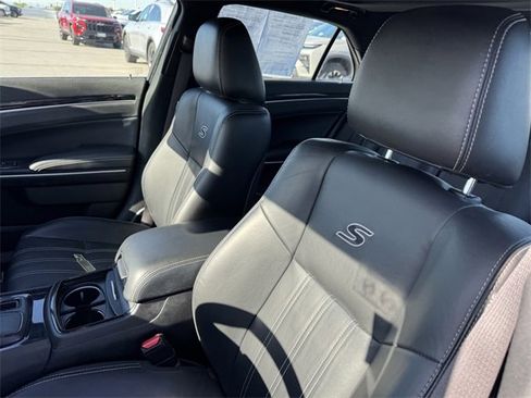 Used 2022 Chrysler 300 S image 17