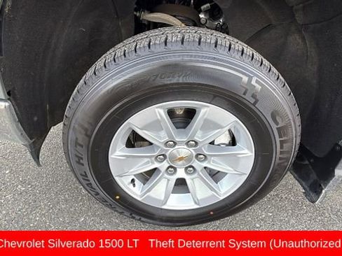 Used 2025 Chevrolet Silverado 1500 LT image 9