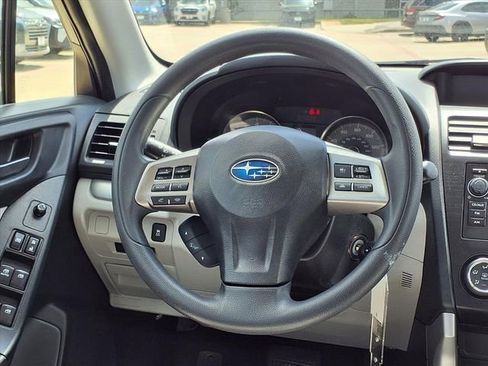 Used 2015 Subaru Forester 2.5i Premium AWD/4WD image 11