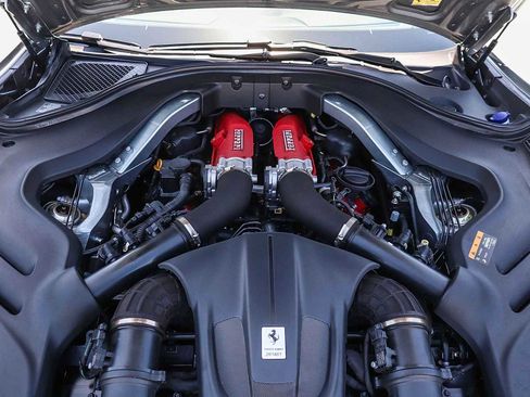 Used 2021 Ferrari Roma RWD image 35