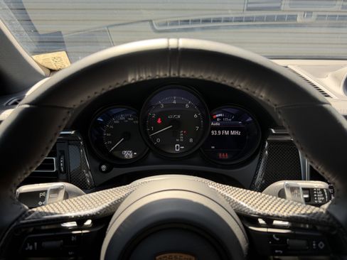 Certified 2023 Porsche Macan GTS AWD/4WD image 18