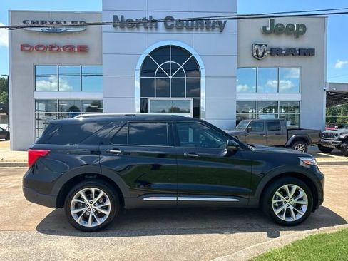 Used 2022 Ford Explorer Platinum w/ Equipment Group 601A AWD/4WD image 1