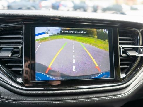 Used 2022 Dodge Durango GT image 25