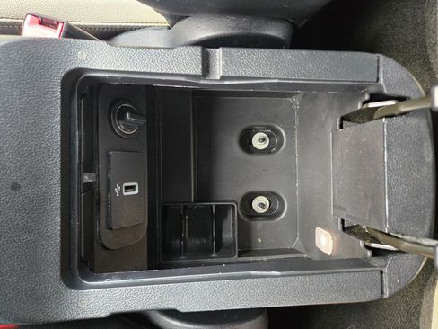 Used 2018 Ford Mustang Premium image 35