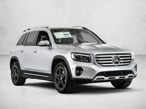 New 2026 Mercedes-Benz GLB 250 4MATIC image 3