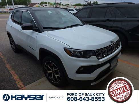 Used 2025 Jeep Compass Limited AWD/4WD image 1