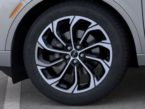 New 2026 Lincoln Nautilus Reserve image 19