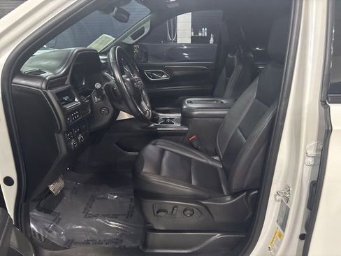 Used 2024 Chevrolet Suburban Z71 w/ Z71 Off-Road Package image 10