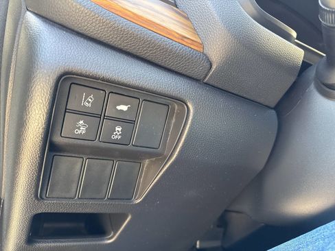 Used 2018 Honda CR-V EX-L image 19