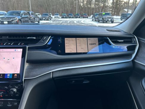 Used 2023 Jeep Grand Cherokee 4WD 4xe w/ MOPAR Finishing Package image 32