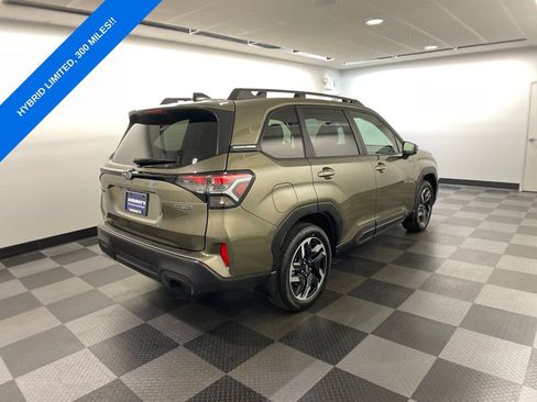 Certified 2025 Subaru Forester Limited image 5