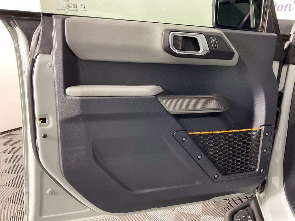 Used 2022 Ford Bronco Badlands AWD/4WD image 12