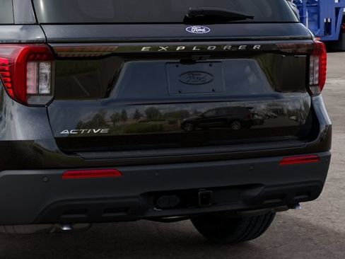 New 2027 Ford Explorer Active RWD image 23