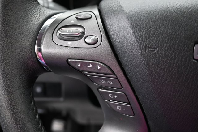 Used 2024 Nissan Murano SV FWD image 16