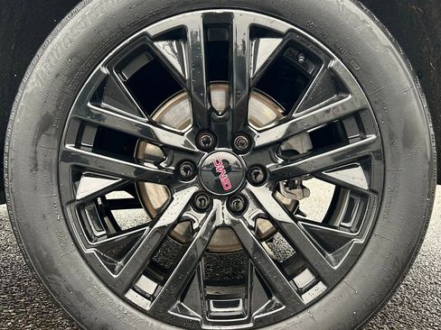 Used 2021 GMC Yukon SLT w/ SLT Premium Package image 33