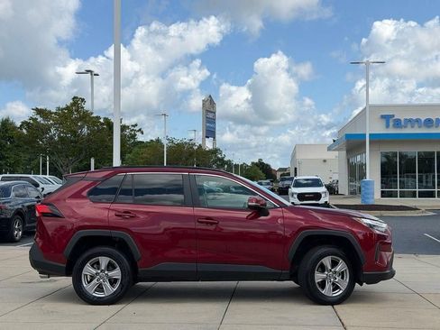 Used 2025 Toyota RAV4 XLE FWD image 4