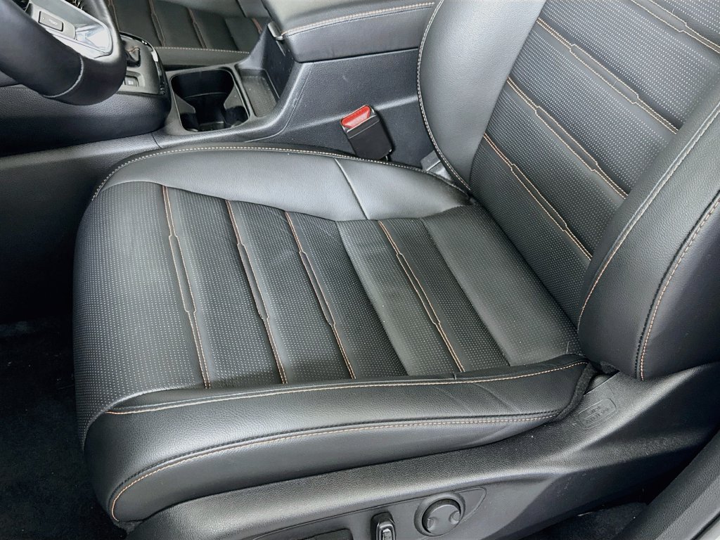 Used 2025 Honda CR-V Sport Touring image 19