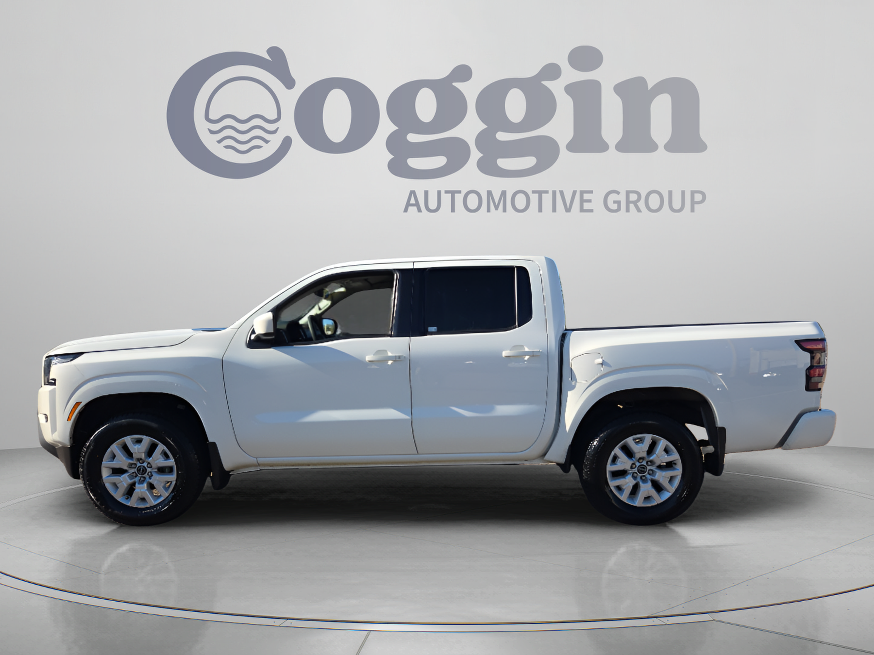Used 2022 Nissan Frontier SV AWD/4WD image 8