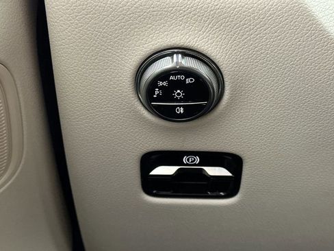 Certified 2026 Mercedes-Benz GLC 300 4MATIC image 32