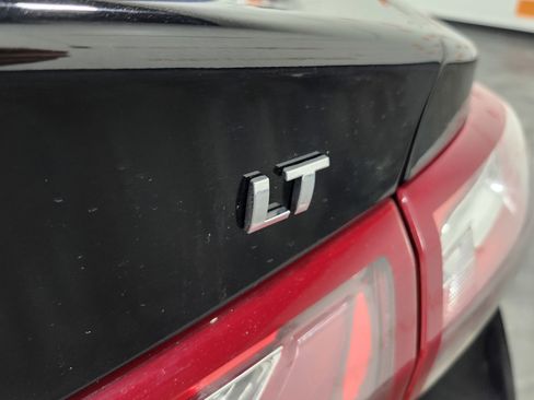 Used 2022 Chevrolet Malibu LT image 23