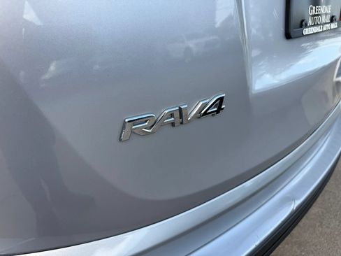 Used 2016 Toyota RAV4 LE AWD/4WD image 36