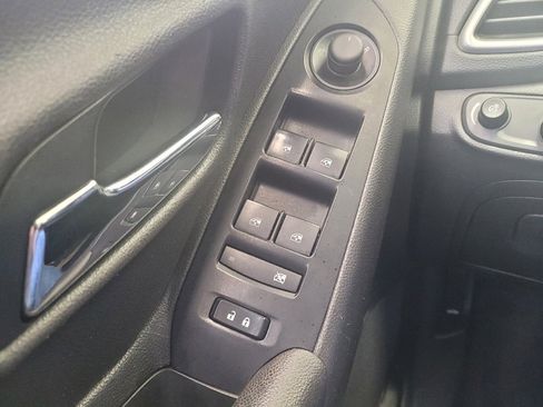 Used 2021 Chevrolet Trax LS w/ Tint and Cruise Package FWD image 27