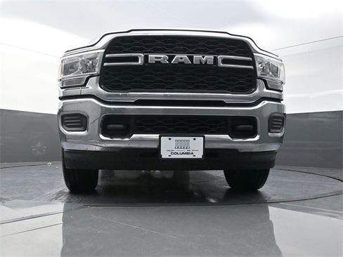 Used 2024 RAM 2500 Tradesman w/ Chrome Appearance Group image 28