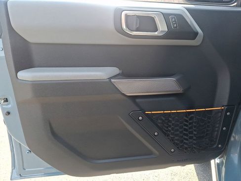 Used 2021 Ford Bronco Badlands image 12