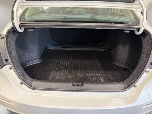 Used 2020 Honda Insight EX image 31