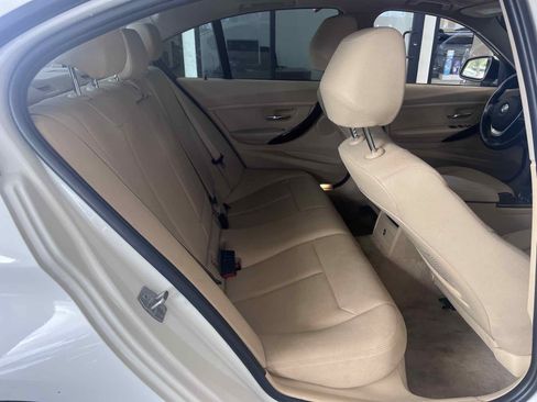 Used 2014 BMW 328i Sedan RWD image 10