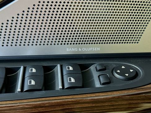 Used 2016 BMW 650i xDrive Convertible image 19