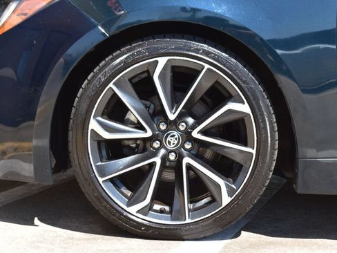 Used 2020 Toyota Corolla XSE FWD image 11