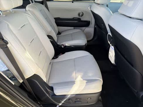 New 2026 Hyundai Palisade Calligraphy FWD image 18