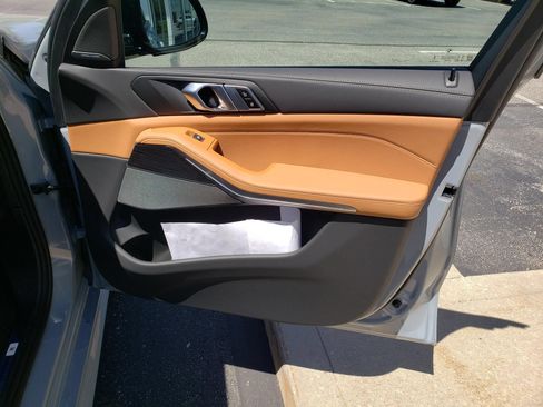 New 2026 BMW X5 xDrive50e AWD/4WD image 18