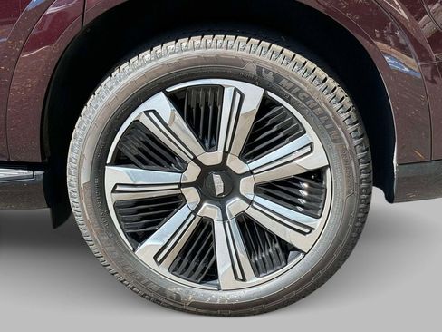 New 2025 Cadillac Escalade IQ Luxury 1 AWD/4WD image 12