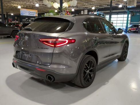 Used 2019 Alfa Romeo Stelvio Ti w/ Nero Edizione AWD/4WD image 8